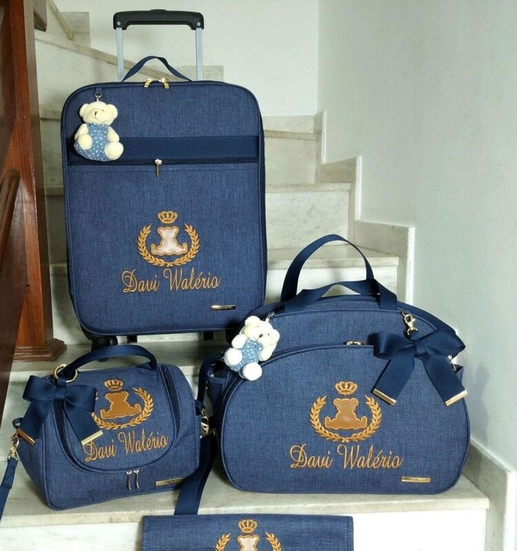 Mala e Bolsas com o Nome do Bebê em Contagem